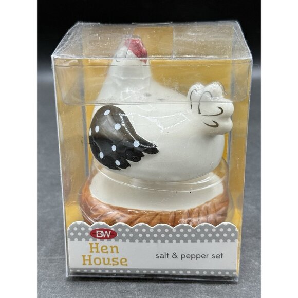 Boston Warehouse Hen House Hen On Nest With Eggs Salt & Pepper Set New In Box - Picture 5 of 5